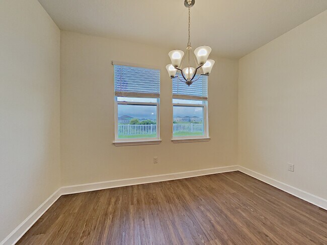 Foto del edificio - 960 Grafton Ridge Dr