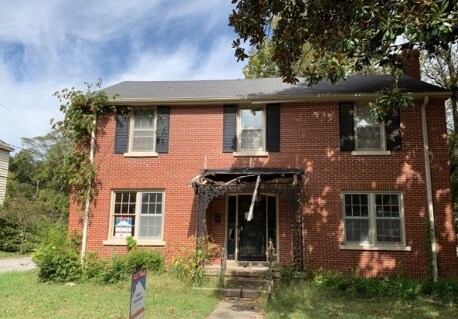 Primary Photo - 1004 Porter St