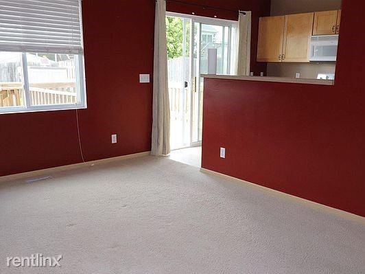 Building Photo - 3 br, 3 bath House - 10866 Weber St