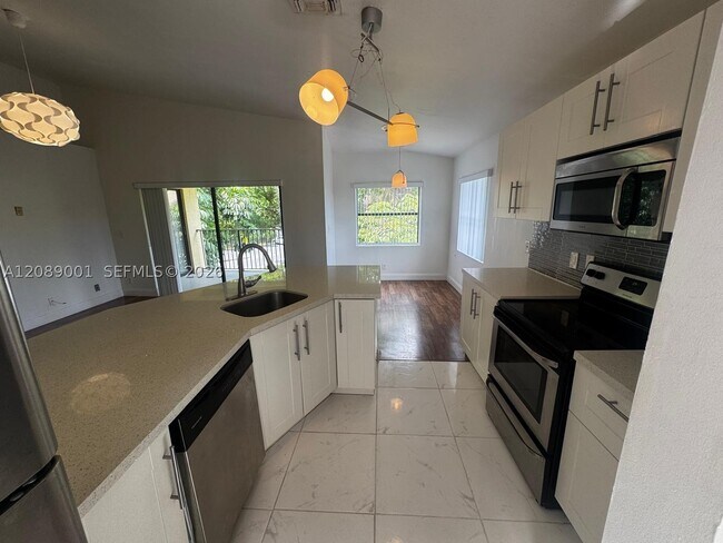 Foto del edificio - 9999 Summerbreeze Dr