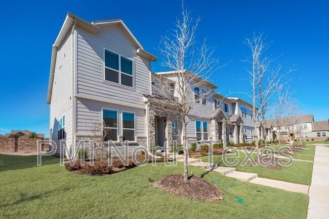 Building Photo - 1325 Pebblebrook Dr