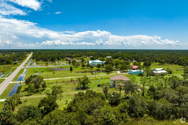 Homes in Parrish often have long property lines with moats and ponds to prevent flooding.