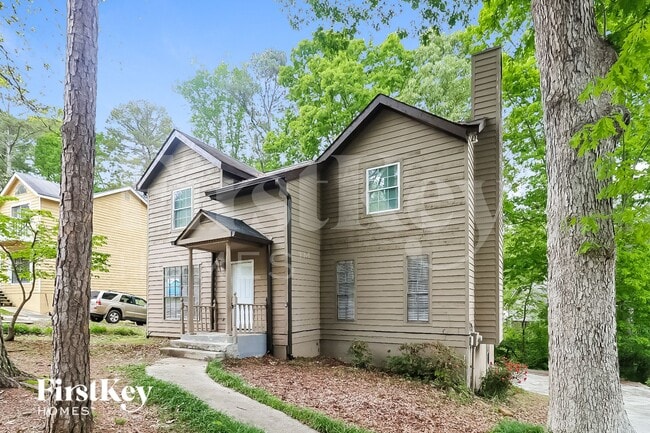 Building Photo - 3848 Valley Brook Rd