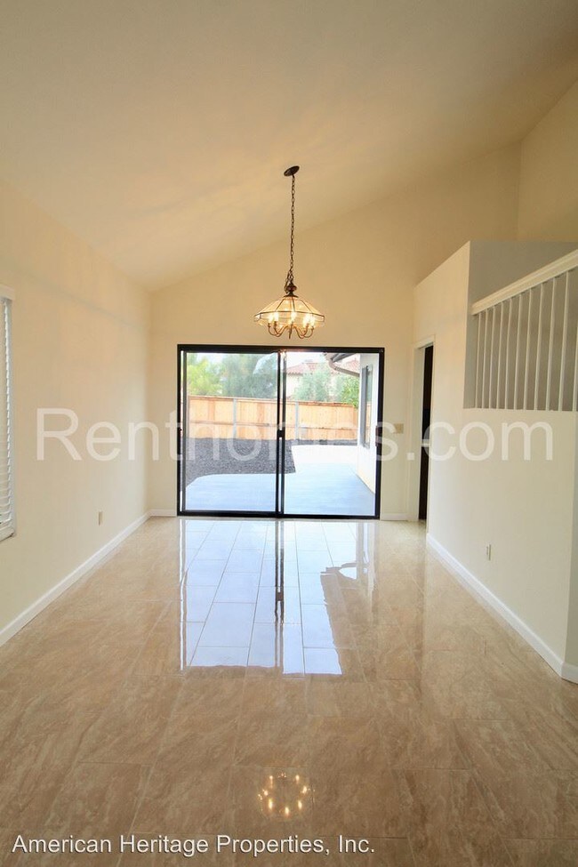 Building Photo - 4 br, 3 bath House - 14248 La Trucha Street