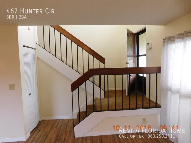 Foto del edificio - 467 Hunter Cir