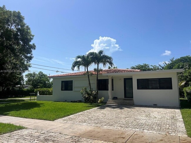 Foto del edificio - 6060 SW 16th Terrace