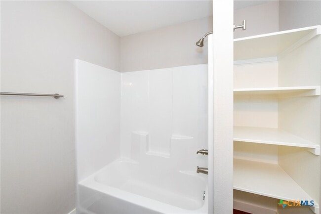 Building Photo - 701 Horace Howard Dr