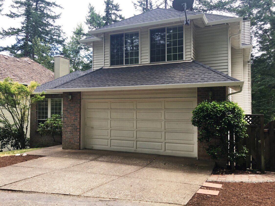 Foto principal - Spacious SW Portland Home With Brand New C...