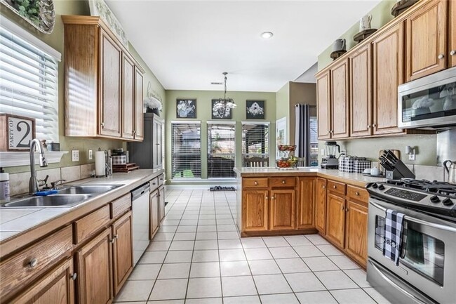 Building Photo - 1398 Stillwater Dr
