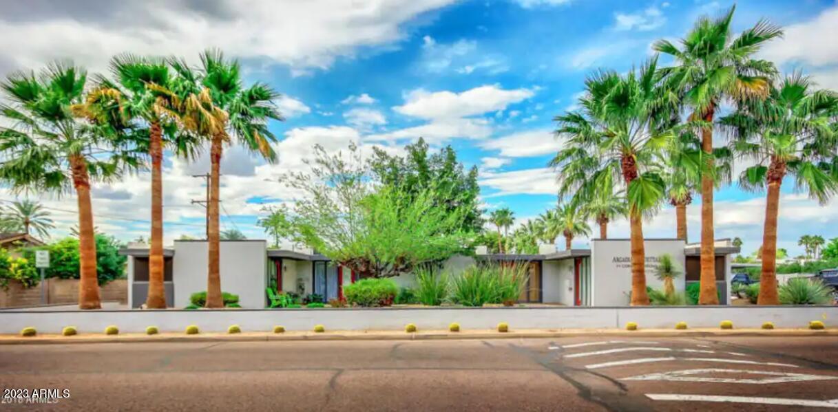 4206 N 38th St Unit 4, Phoenix, AZ 85018 Room for Rent in Phoenix, AZ