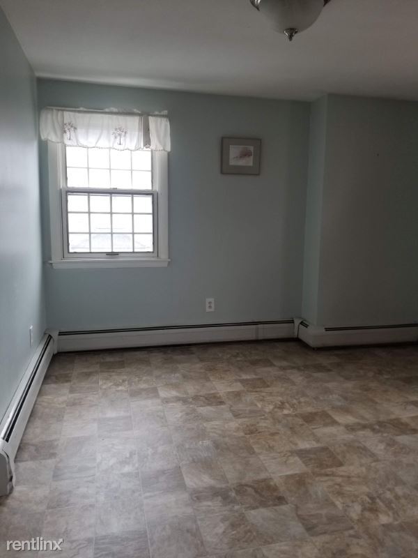 Building Photo - 2 br, 1 bath House - 29 Beals Ave