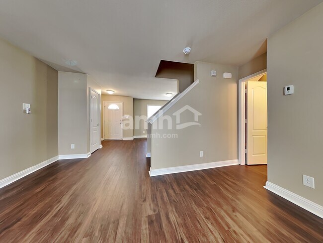 Foto del edificio - 853 Colonial Way