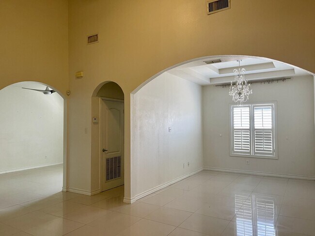 Building Photo - 510 Shiloh Dr