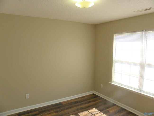Building Photo - 308 Lena Cain Blvd