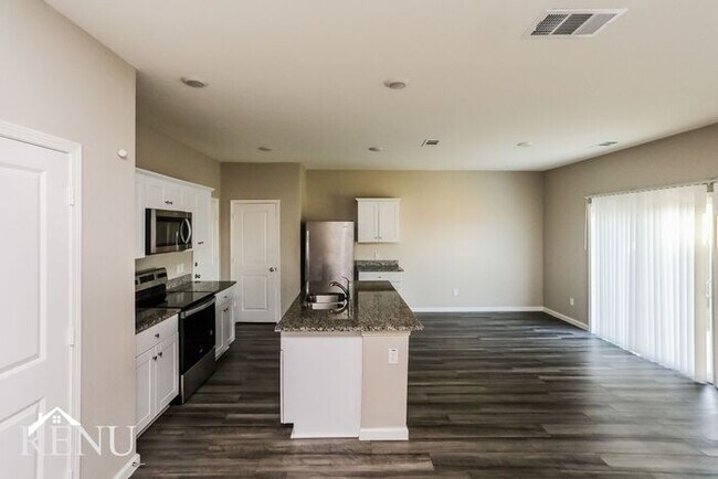 Foto del edificio - 6040 Mojave Dr