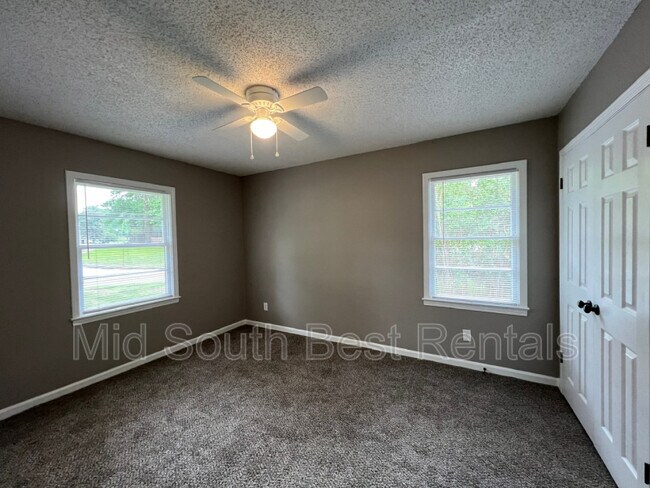 Building Photo - 4129 Argonne St