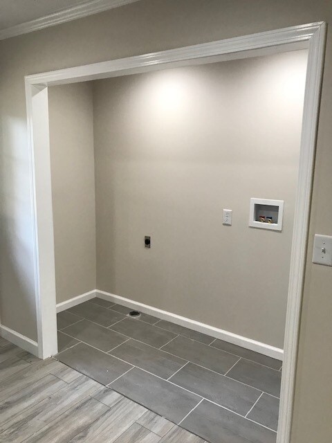Primary Photo - 4320 Lonas Dr