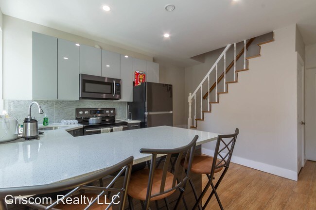 Newly Constructed 2 Bedroom Den And 2 Baths In Fishtown S Best Location First Floor Great Room Featurin Best Location Fully Tiled Bathroom Cathedral Ceiling