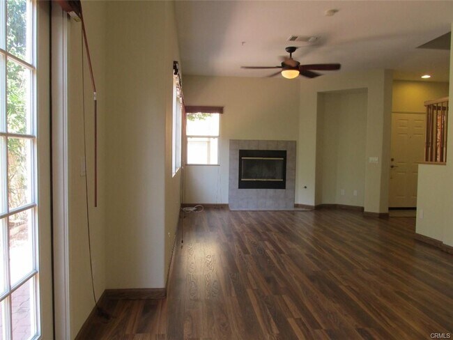 Foto del edificio - 33570 Emerson Way