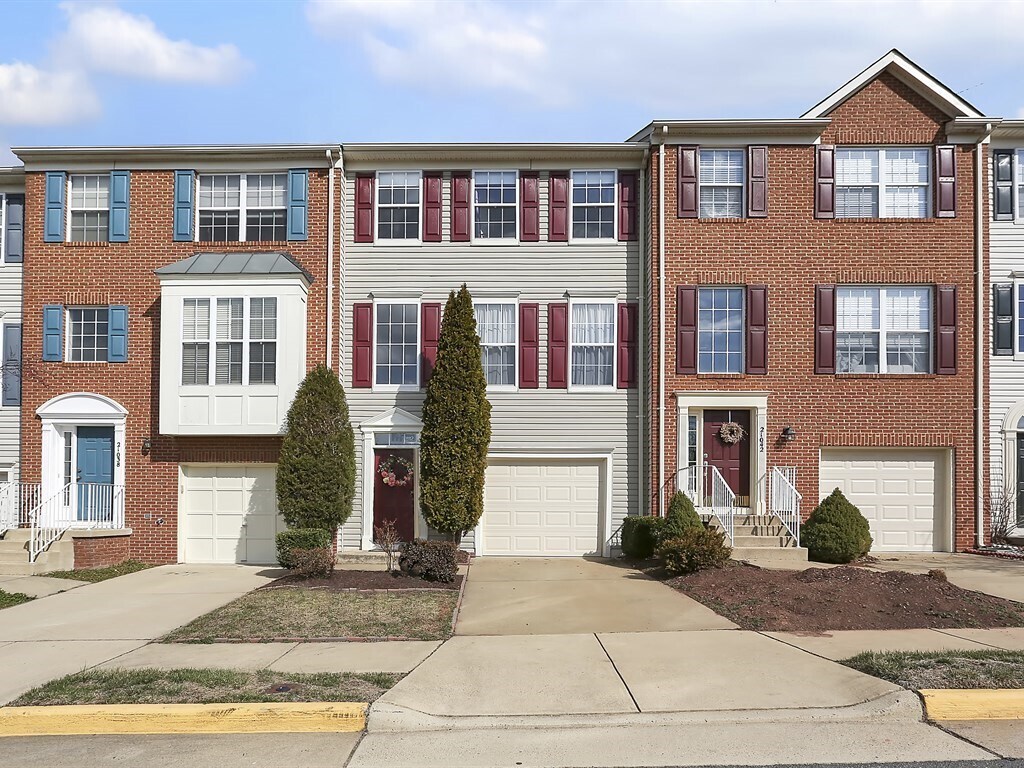 21040 Tioga Ter, Ashburn, VA 20147 Townhome Rentals in Ashburn VA