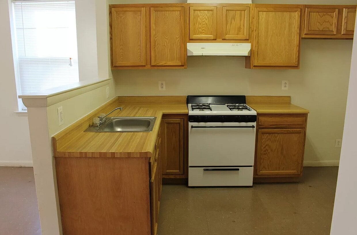 Photo - 885 N 42nd St (Philadelphia, PA)