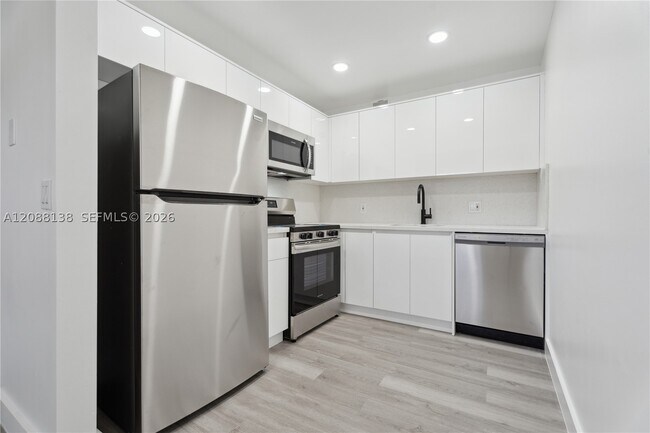 Foto del edificio - 1301 SW 134th Way