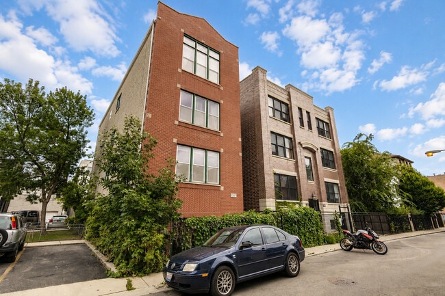 Building Photo - 1267 N Honore St
