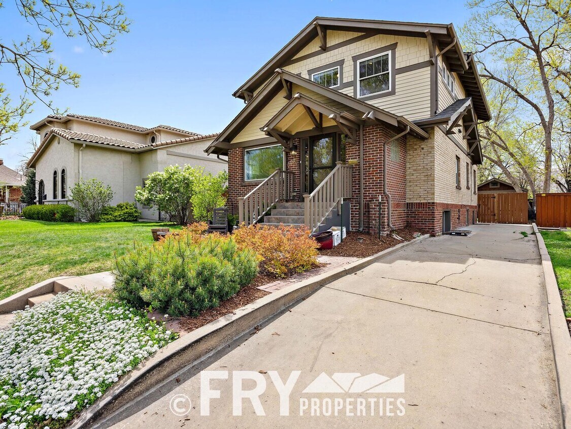 Primary Photo - Gorgeous Remodeled Berkeley Home