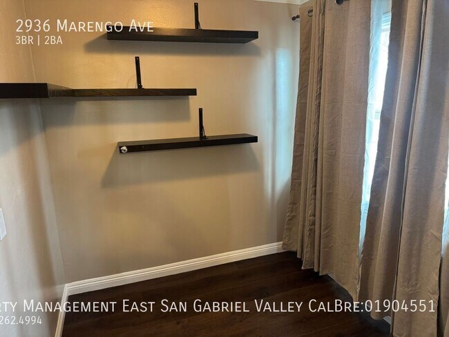 Foto del edificio - 2936 N Marengo Ave