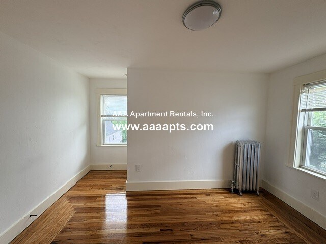 Foto del edificio - 33 Clifton Ave