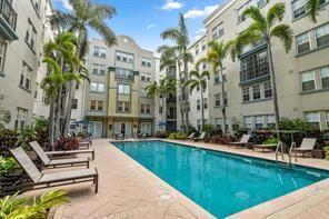 Photo - 533 NE 3rd Ave (Fort Lauderdale, FL)