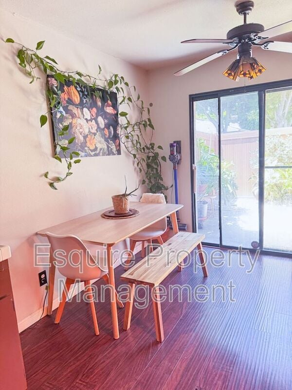 Foto del edificio - 646 Orwell Ln