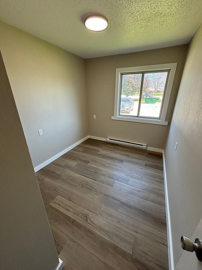 Foto del edificio - 526 E 18th St