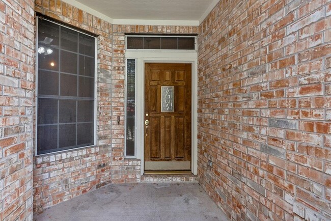 Building Photo - 10117 Coleus Cove