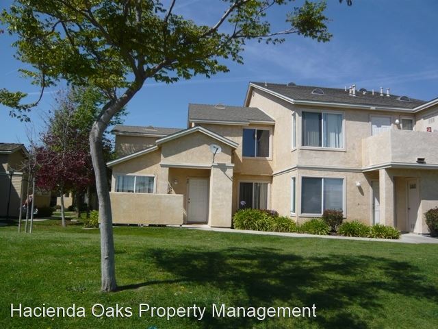 Foto principal - 2 br, 2 bath House - 220 E. Grant #86