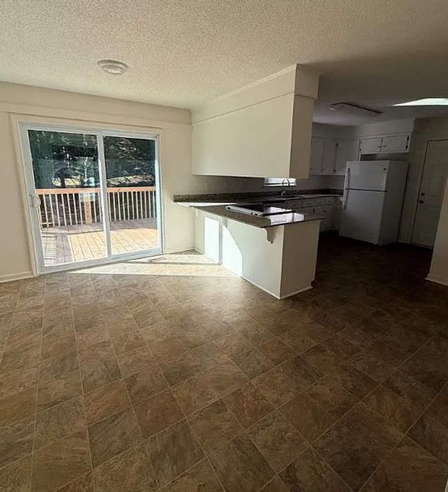 Foto del edificio - Newly Renovated 3 Bedroom 2 Bathroom Home In Clemson