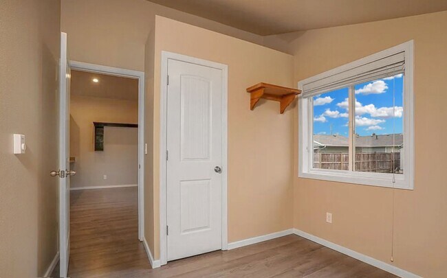 Foto del edificio - 2bed/1 bath Home located near Downtown Puy...