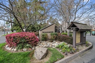 Building Photo - 658 Woodside Sierra
