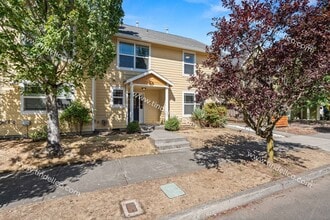 Building Photo - 6801 N Borthwick Ave