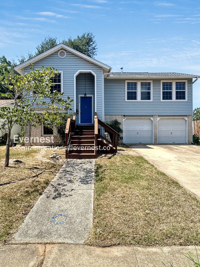 Building Photo - 8309 Wexford Dr