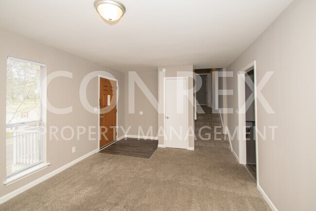 Building Photo - Beautiful 3 Bedroom in Irondale!