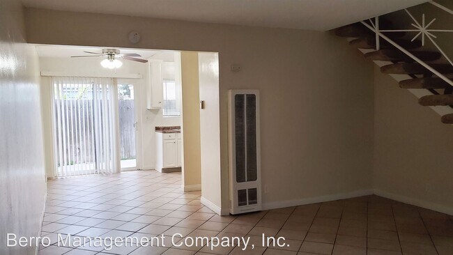 Foto del edificio - 6551-6559 Cherry Ave
