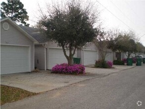 Building Photo - 953 Tray Dr