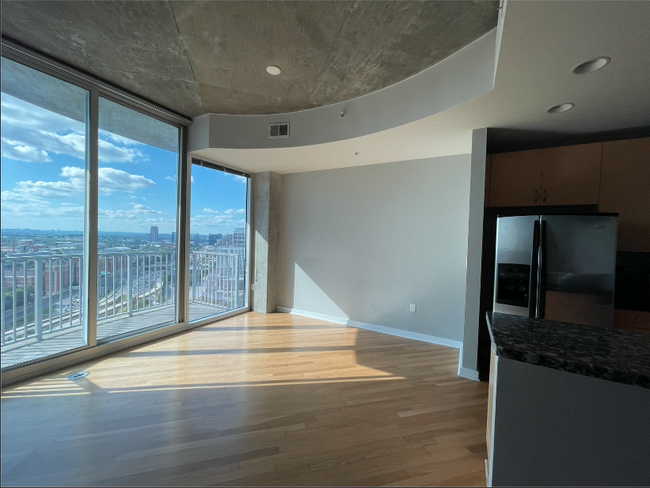 Foto del edificio - 400 W Peachtree St NW