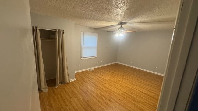 Building Photo - 204 Avondale Ave