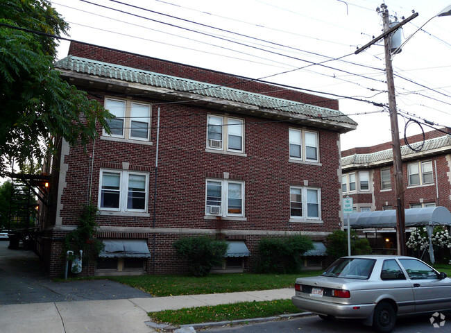 39 - 41 Richardson Ave - 39-41 Richardson Ave