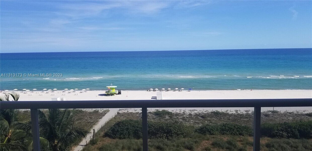 Primary Photo - 5757 Collins Ave