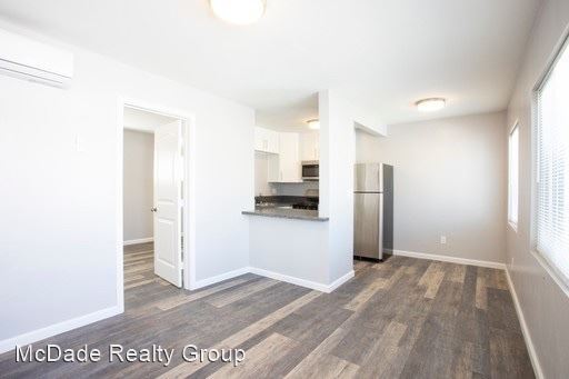 Foto principal - 3853 Cherokee Ave