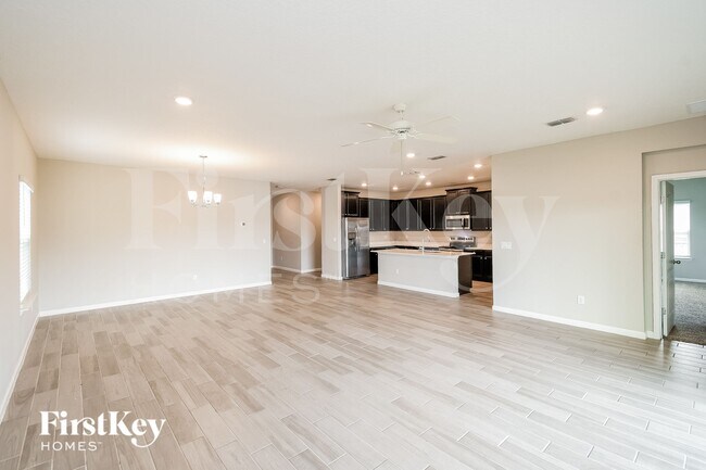 Building Photo - 7432 Rock Brook Dr