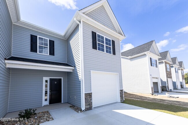 Foto del edificio - 1408 Hartley Ln